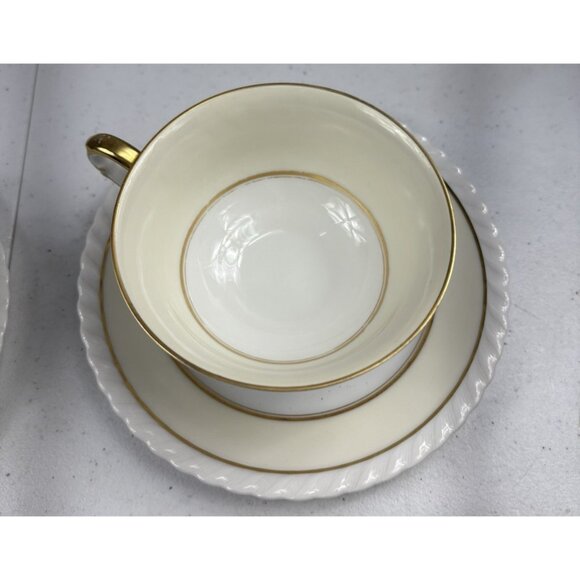 Set of 2 Krautheim Selb Bavaria K&A Teacup Saucer "Marguerite" - Picture 3 of 8